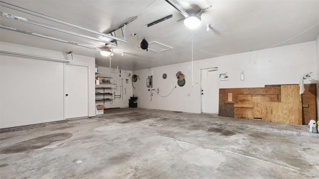 3203 W Piney Brook Drive, La Porte, TX 77571