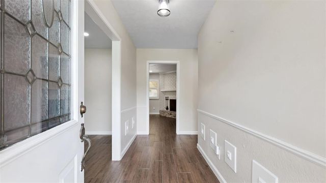 3203 W Piney Brook Drive, La Porte, TX 77571