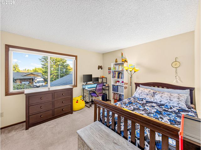 987 Ne 5TH Dr, Hillsboro, OR 97124