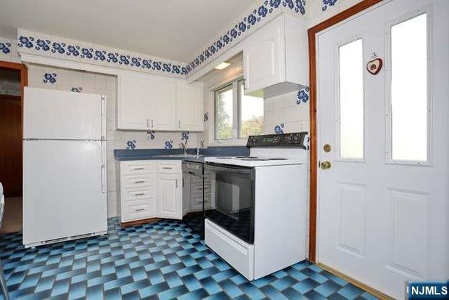 91 Rose Avenue, Woodcliff Lake, NJ 07677