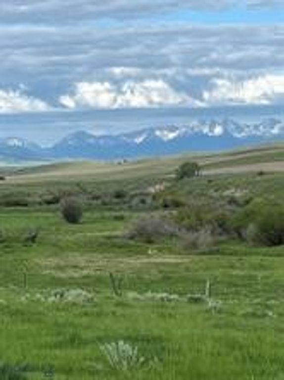 000 Elk Creek Road W, Wilsall, MT 59086 photo 3