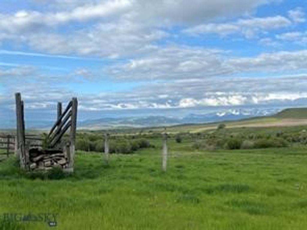 000 Elk Creek Road W, Wilsall, MT 59086 photo 4