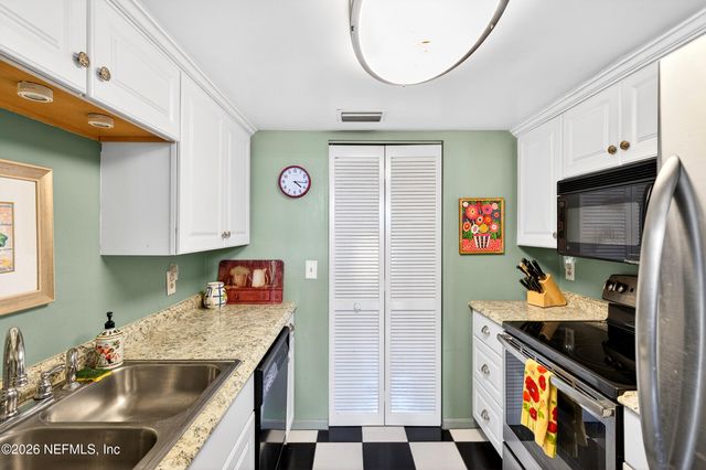 2912 ST JOHNS Avenue 23, Jacksonville, FL 32205