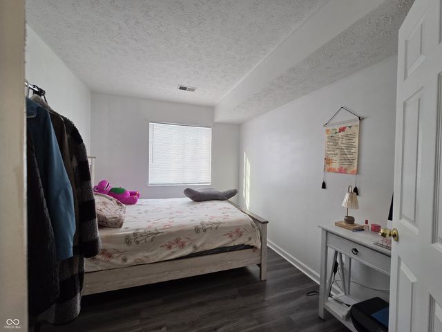 8512 Green Valley Drive, Indianapolis, IN 46217