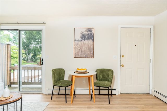 10 East Street 207, Cranston, RI 02920