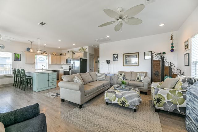 3263 Hidden Gold, Crystal Beach, TX 77650