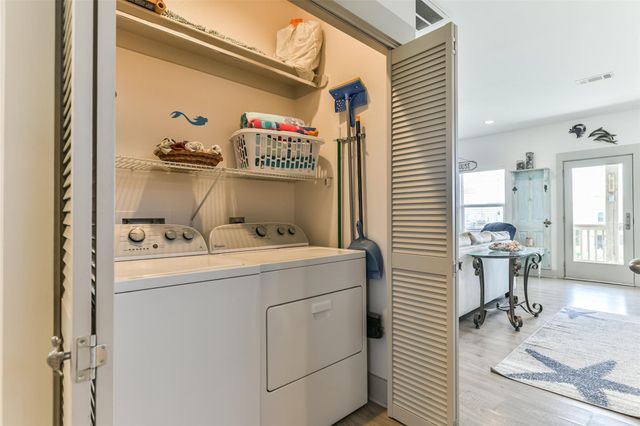 3263 Hidden Gold, Crystal Beach, TX 77650