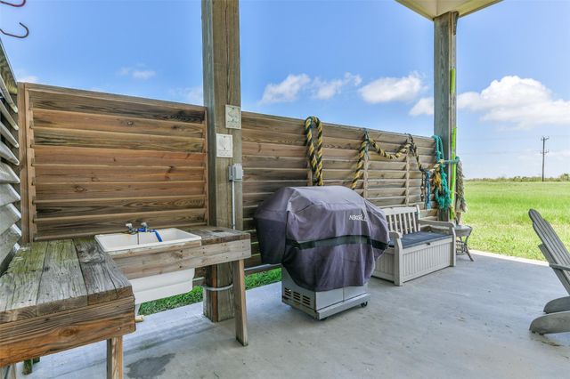 3263 Hidden Gold, Crystal Beach, TX 77650