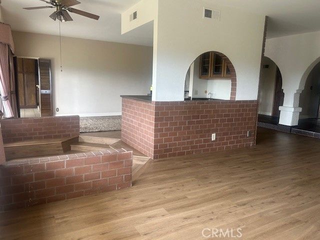 14676 Deervale, Sherman Oaks, CA 91403