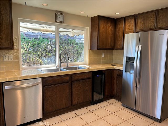 14676 Deervale, Sherman Oaks, CA 91403