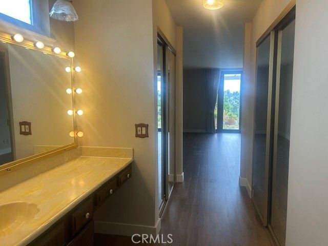14676 Deervale, Sherman Oaks, CA 91403