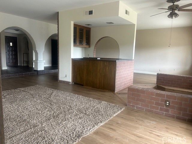 14676 Deervale, Sherman Oaks, CA 91403