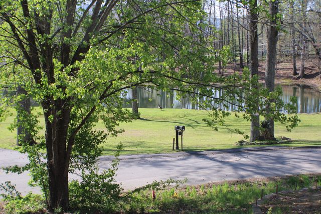 327 Shanty Lake Drive, Chattanooga, TN 37419