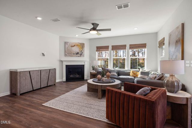 673 Fosterton Cottage Way, Raleigh, NC 27603