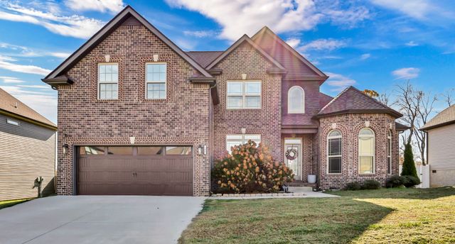 106 David Keith Ln, Clarksville, TN 37042