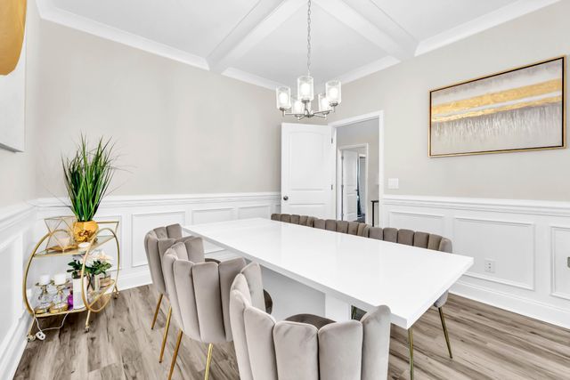 106 David Keith Ln, Clarksville, TN 37042