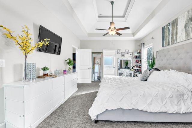 106 David Keith Ln, Clarksville, TN 37042