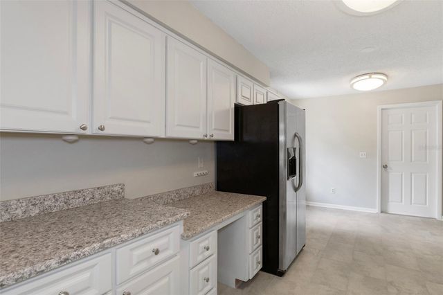 11315 N OLA AVENUE, Tampa, FL 33612