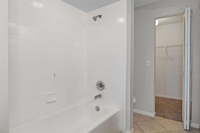 11315 N OLA AVENUE, Tampa, FL 33612