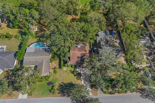 11315 N OLA AVENUE, Tampa, FL 33612