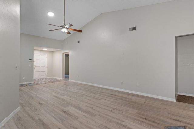 11315 N OLA AVENUE, Tampa, FL 33612