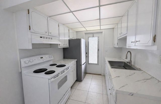 1855 Plunkett Street 307, Hollywood, FL 33020