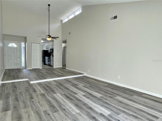 702 SAINT MATTHEW CIRCLE, Altamonte Springs, FL 32714