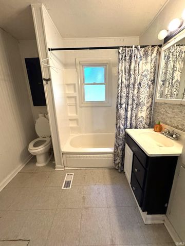 3416 S Valley Avenue, Marion, IN 46953