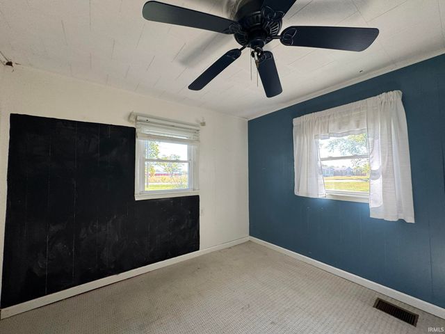 3416 S Valley Avenue, Marion, IN 46953