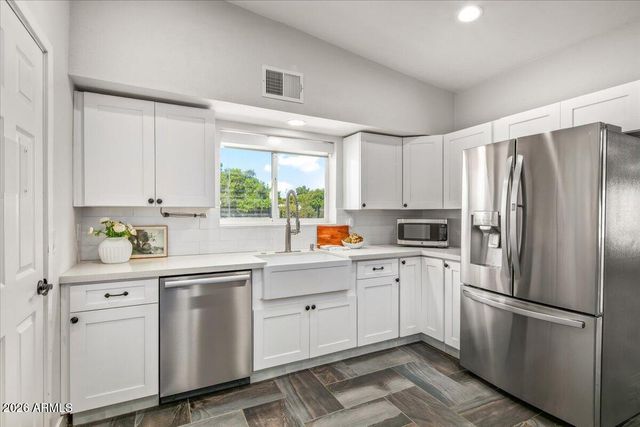 12101 N 36TH Street, Phoenix, AZ 85028