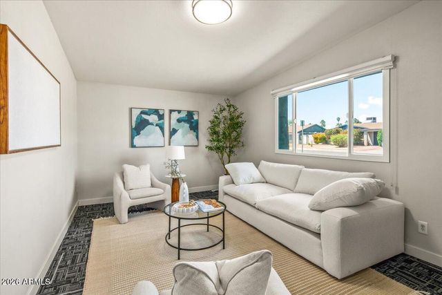 12101 N 36TH Street, Phoenix, AZ 85028