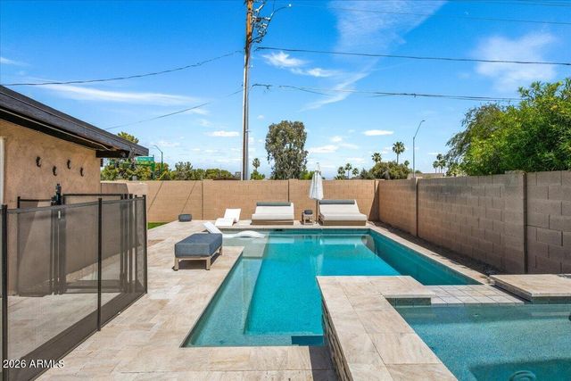 12101 N 36TH Street, Phoenix, AZ 85028