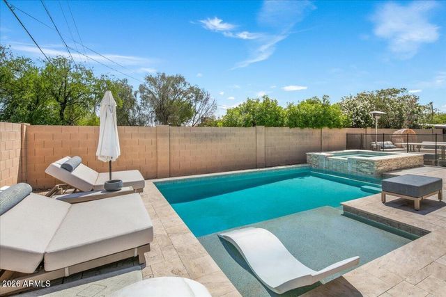 12101 N 36TH Street, Phoenix, AZ 85028