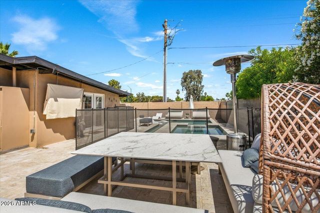 12101 N 36TH Street, Phoenix, AZ 85028