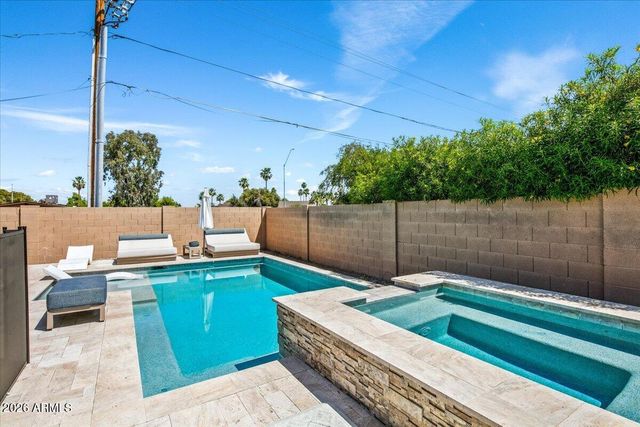12101 N 36TH Street, Phoenix, AZ 85028
