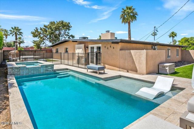 12101 N 36TH Street, Phoenix, AZ 85028