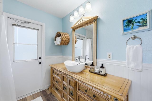 945 MACON ROAD, Venice, FL 34293