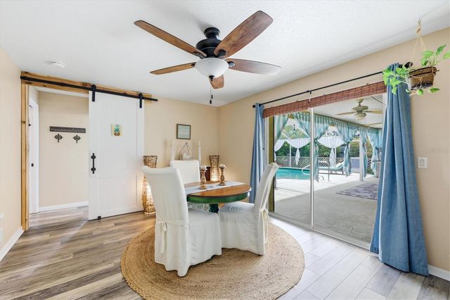 945 MACON ROAD, Venice, FL 34293