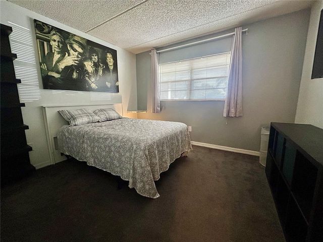 2275 62ND AVENUE N 101, St Petersburg, FL 33702