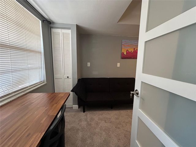 2275 62ND AVENUE N 101, St Petersburg, FL 33702