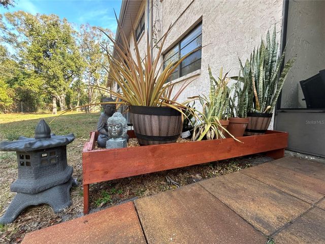 2275 62ND AVENUE N 101, St Petersburg, FL 33702