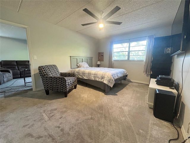 2275 62ND AVENUE N 101, St Petersburg, FL 33702