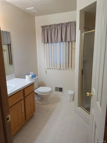 30726 Thistle Avenue, Chesterfield Township, MI 48051