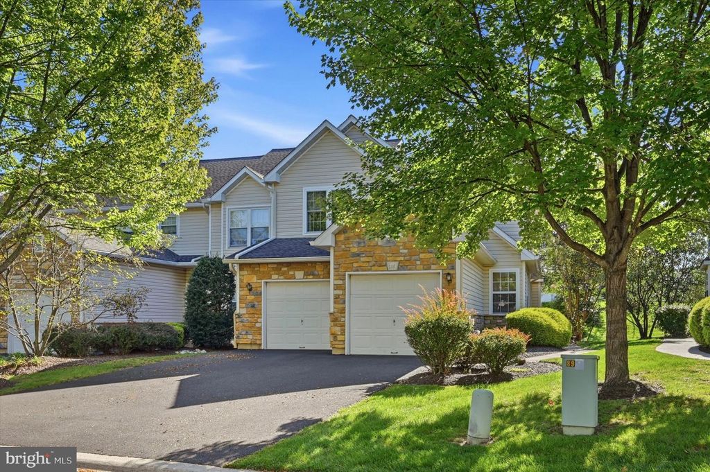 111 GLENEAGLES DR, BLUE BELL, PA 19422 — exterior
