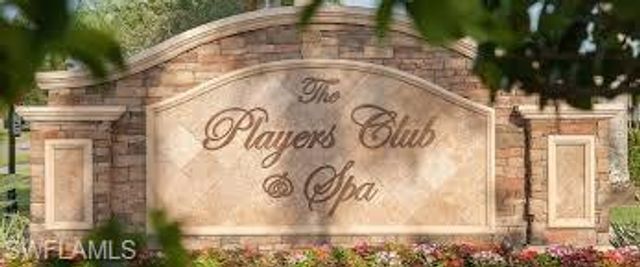 7672 Sussex CT, Naples, FL 34113