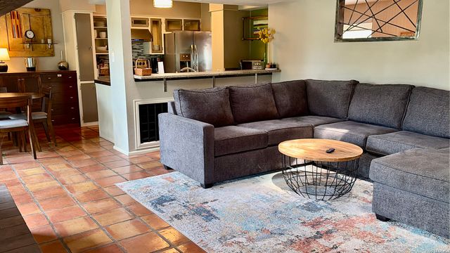 8915 Datapoint Dr Apt 44B, San Antonio, TX 78229