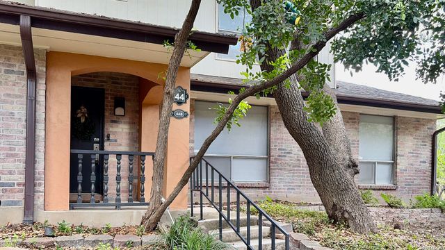 8915 Datapoint Dr Apt 44B, San Antonio, TX 78229