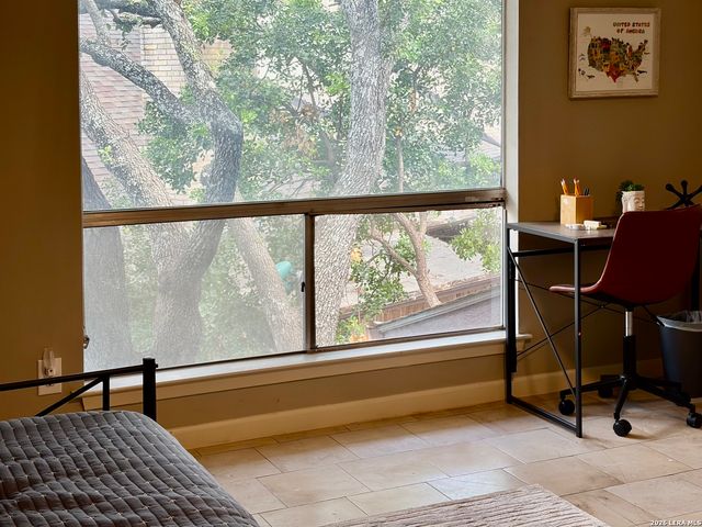 8915 Datapoint Dr Apt 44B, San Antonio, TX 78229