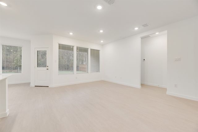 2013 Nokota Parkway, Providence Village, TX 76227