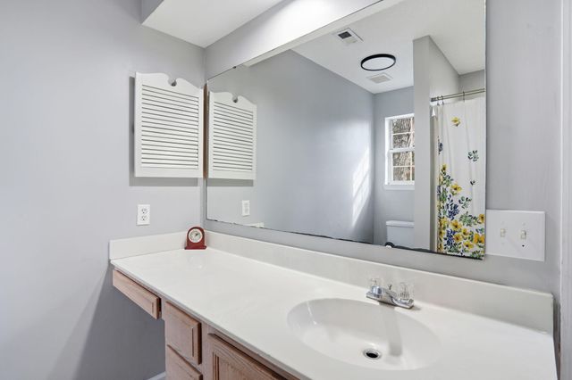 207 Hastings Drive, Goose Creek, SC 29445